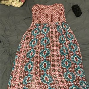 Xhiliration strapless dress